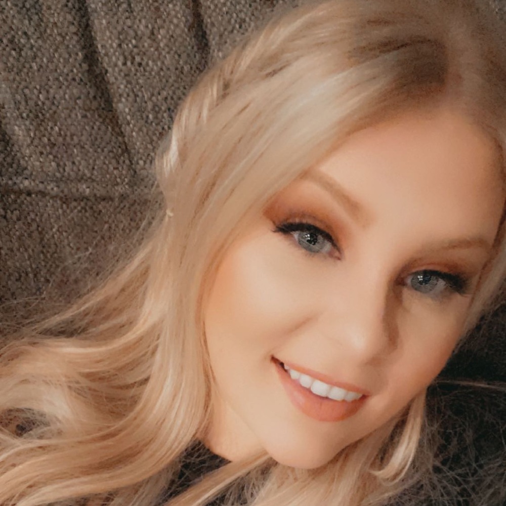 Meet your Posher, Ashlee